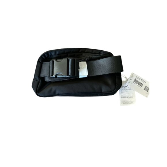 Lululemon - Everywhere Belt Bag 1L Black -- NWT - Picture 4 of 5